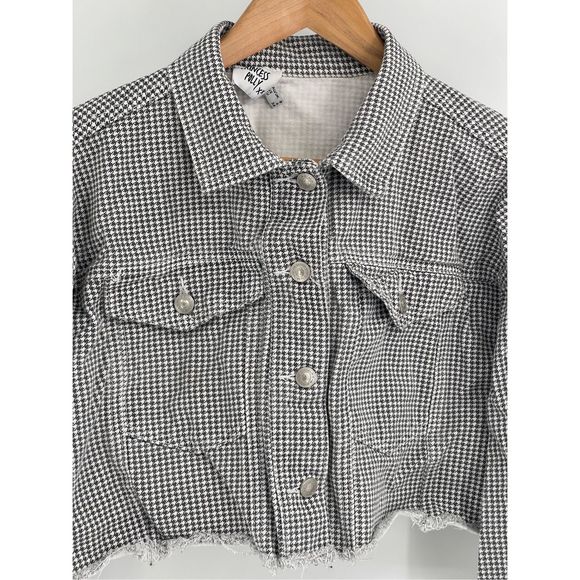 Princess Polly Jacket Cropped Women Size 4 Black White Houndstooth Cut Off Style - Picture 2 of 12